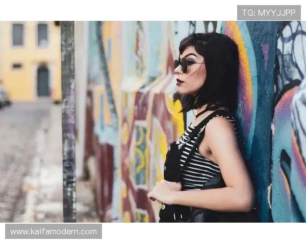 真人BG欢迎你,享受高品质的互动体验带来无限惊喜与感动 真人BG欢迎你,享受高品质的互动体验带来无限惊喜与感动